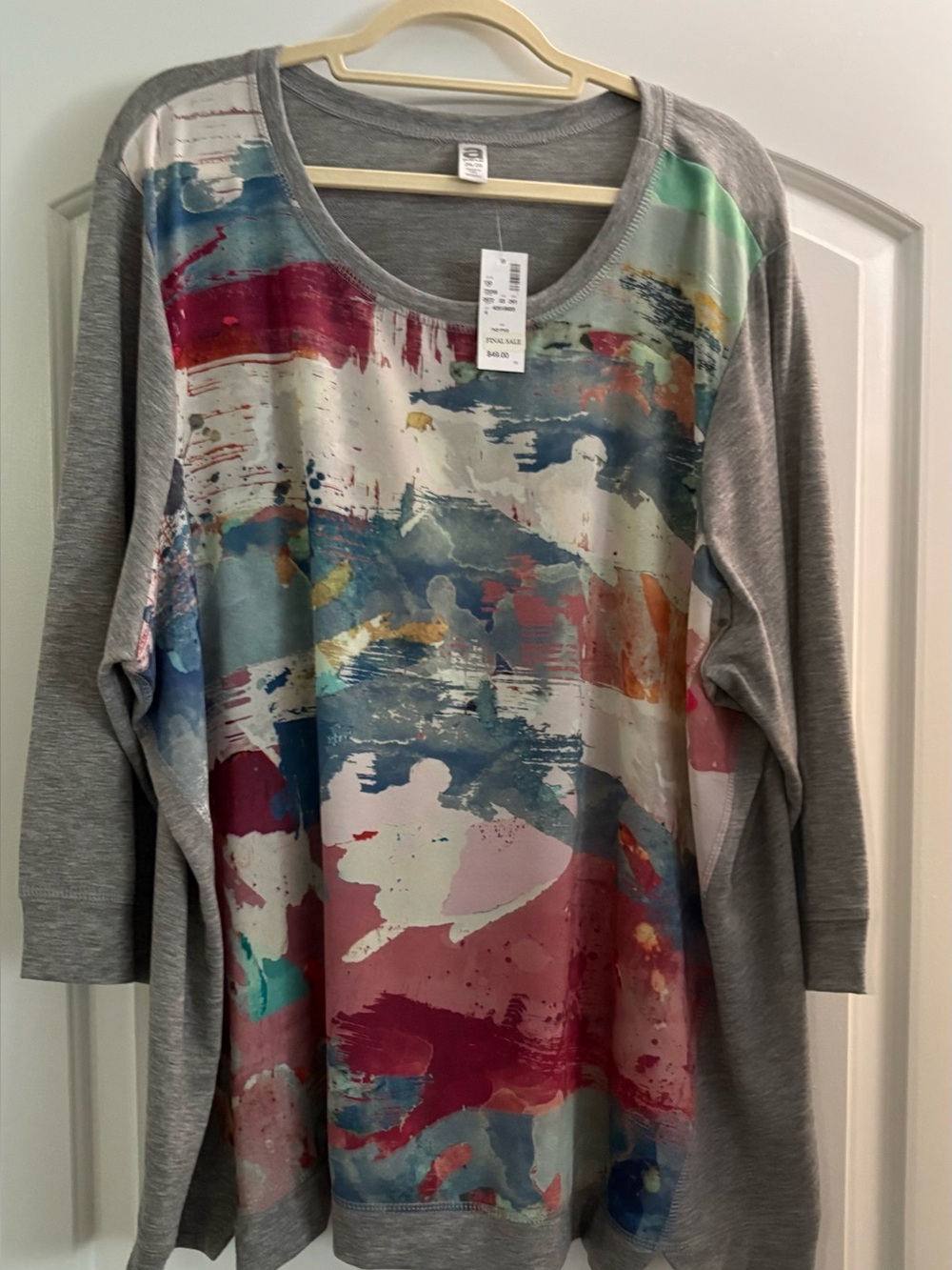 PLUS SIZE 26x28 NEW Women's Gray Multicolor Abstract Print Scoop Neck Top